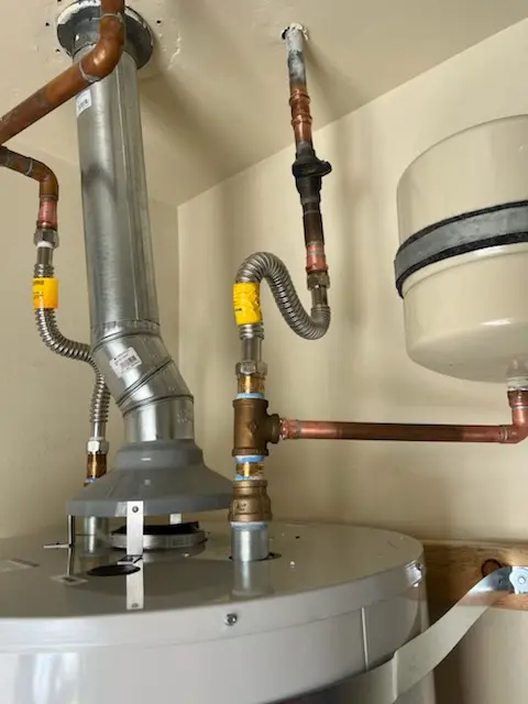Water heater installation and plumbing repair in Radcliffeborough